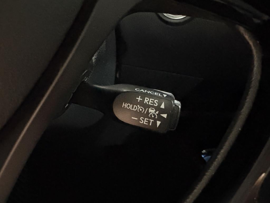 Toyota C-hr 1.8 hybrid dynamic