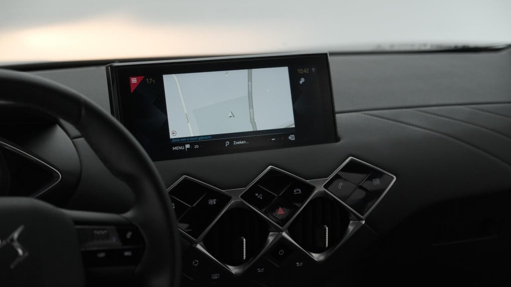 Ds Ds 3 crossback puretech 100 montmartre | parkeersensoren | apple carplay