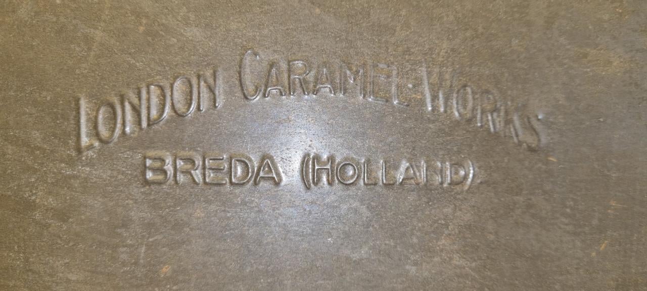 Kerstblik Oud London Caramel Works Breda ( Holland)