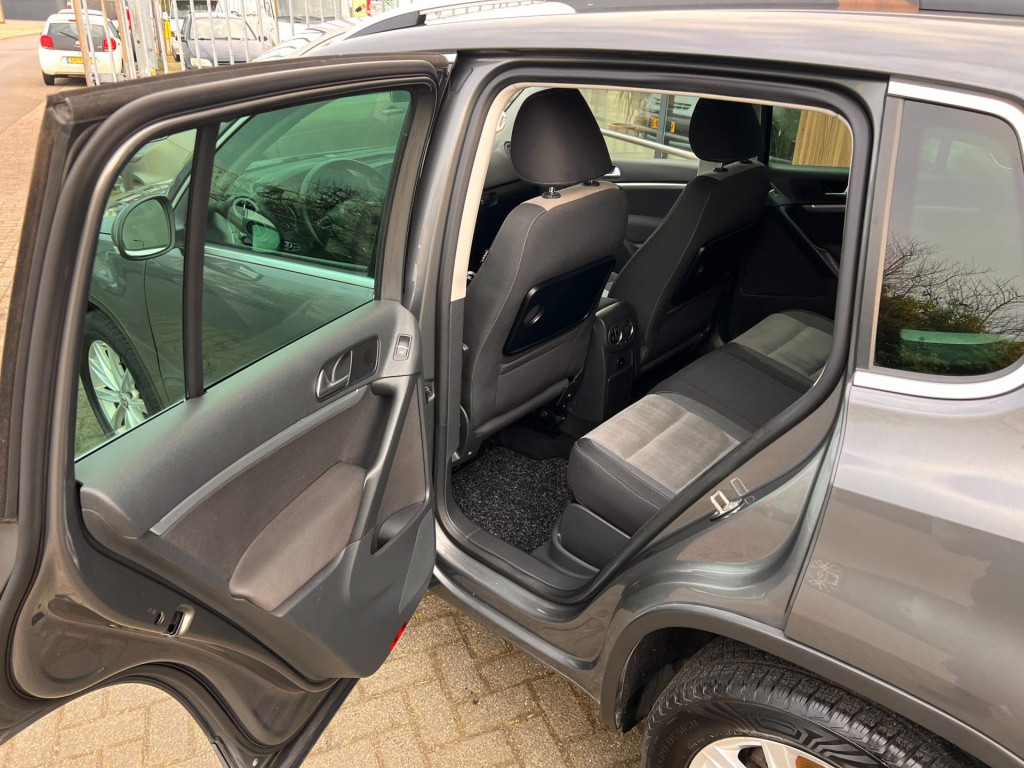 Volkswagen Tiguan 1.4 tsi sport&style 4motion