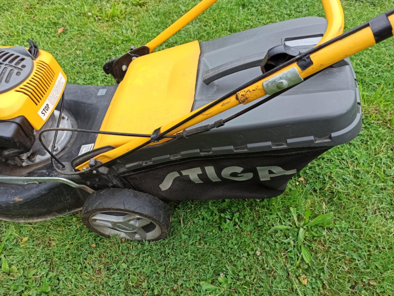 Stiga combi 48s Benzine grasmaaier