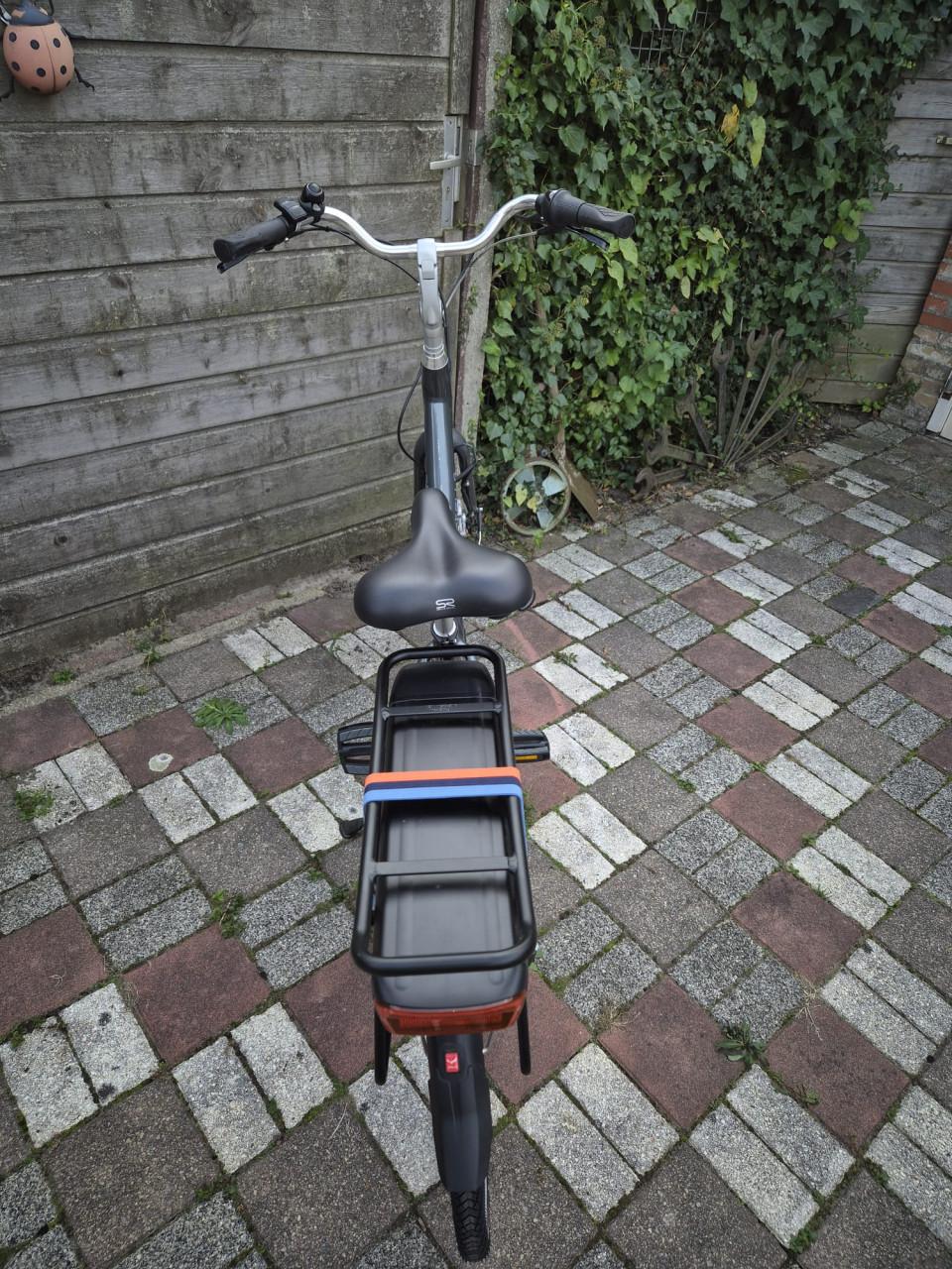 Nieuwe elektrische fiets lage instap