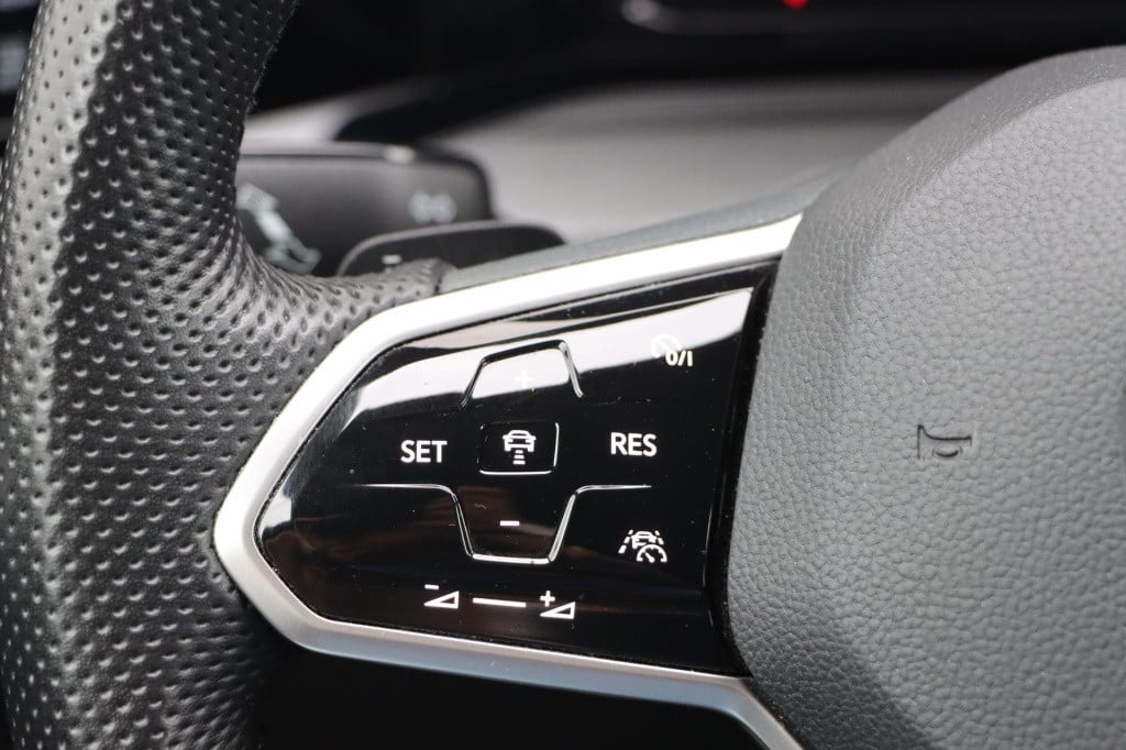 Volkswagen Golf 1.4 tsi ehybrid 245pk dsg6