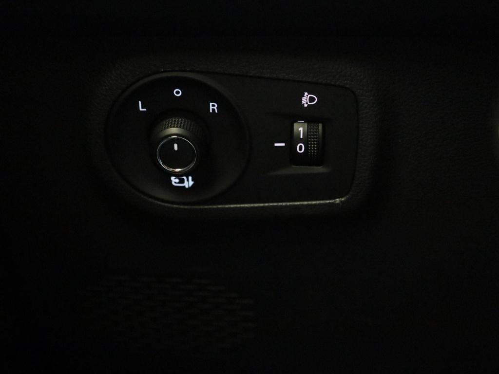MG Zs Ev long range luxury 70 kwh | leder | panoramadak | led koplampen | 3