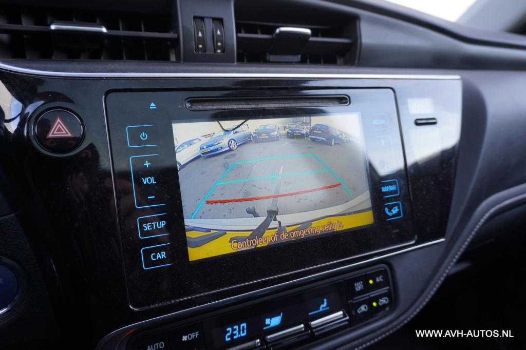 Toyota Auris touring sports 1.8 hybrid lease