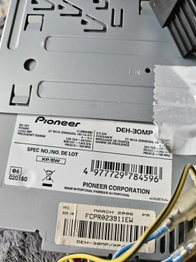 Goed werkend Pioneer DEH-30 MP autoradio met cd, mp3/WMA...