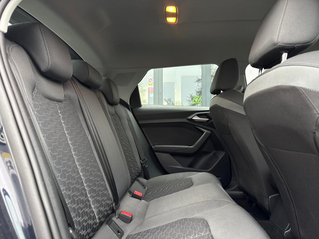 Audi A1 Sportback 35 tfsi 1.5 * 150pk! * navigatie * cruise control *stoelv