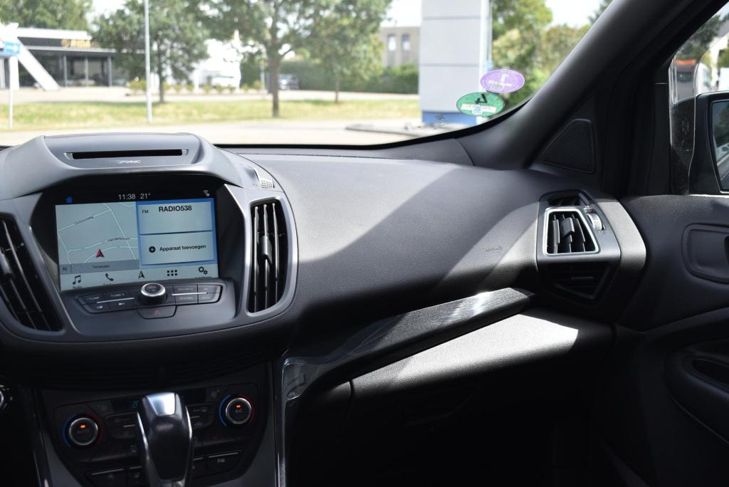 Ford Kuga 1.5 ecoboost st line | automaat | panoramadak | climate control |