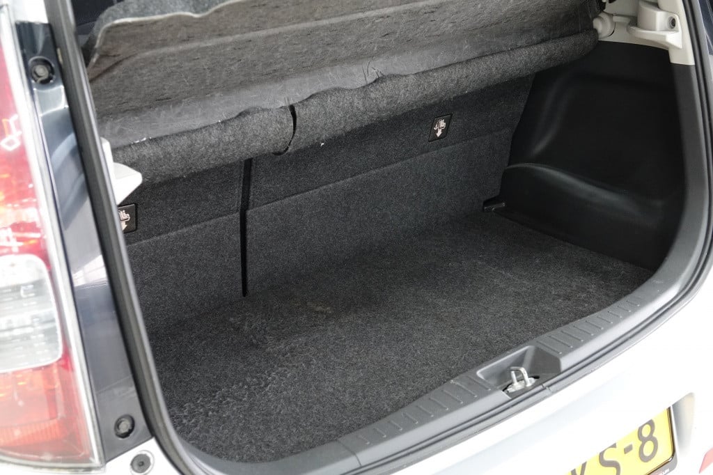 Daihatsu Sirion 2 1.0-12v premium | airco | aux |