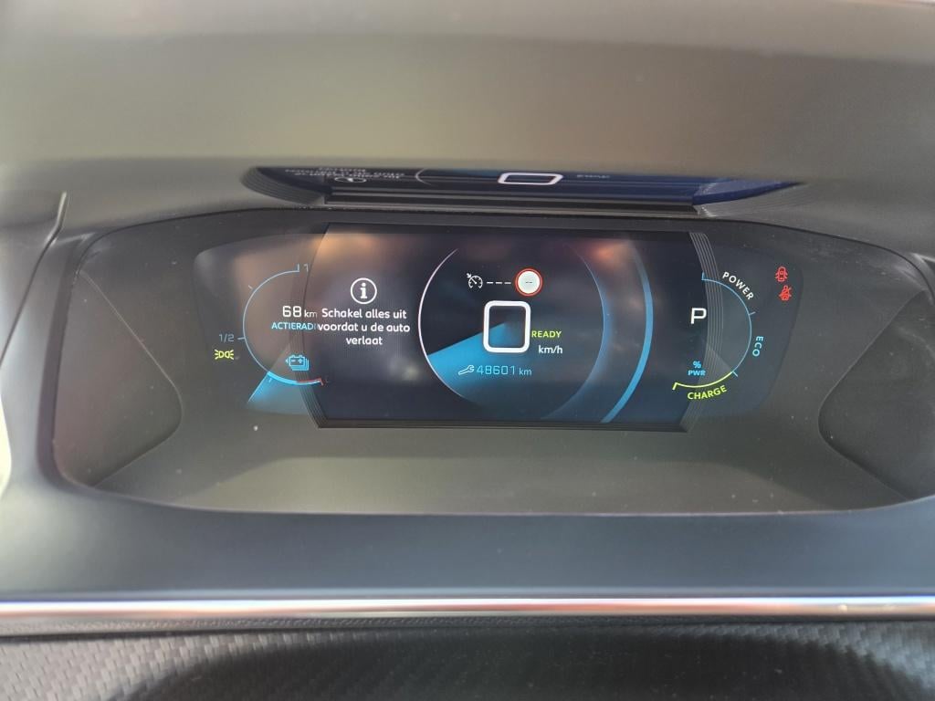 Peugeot 208 gt 50 kwh | pack alcantara | verwarmde voorstoelen | massagefun