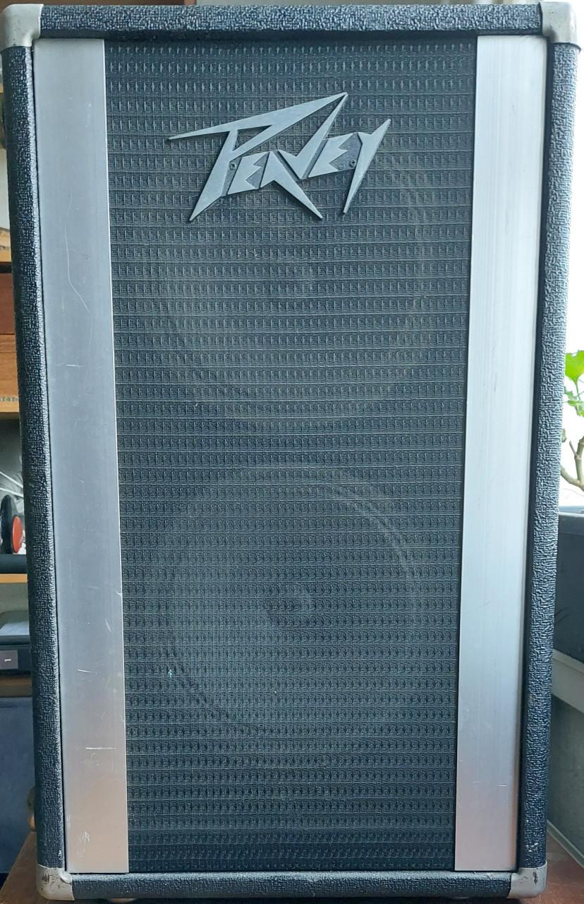 Peavey 210 Column 16 Ohm PA Speakers (Pair) + XR 400B Mixer+Kabels