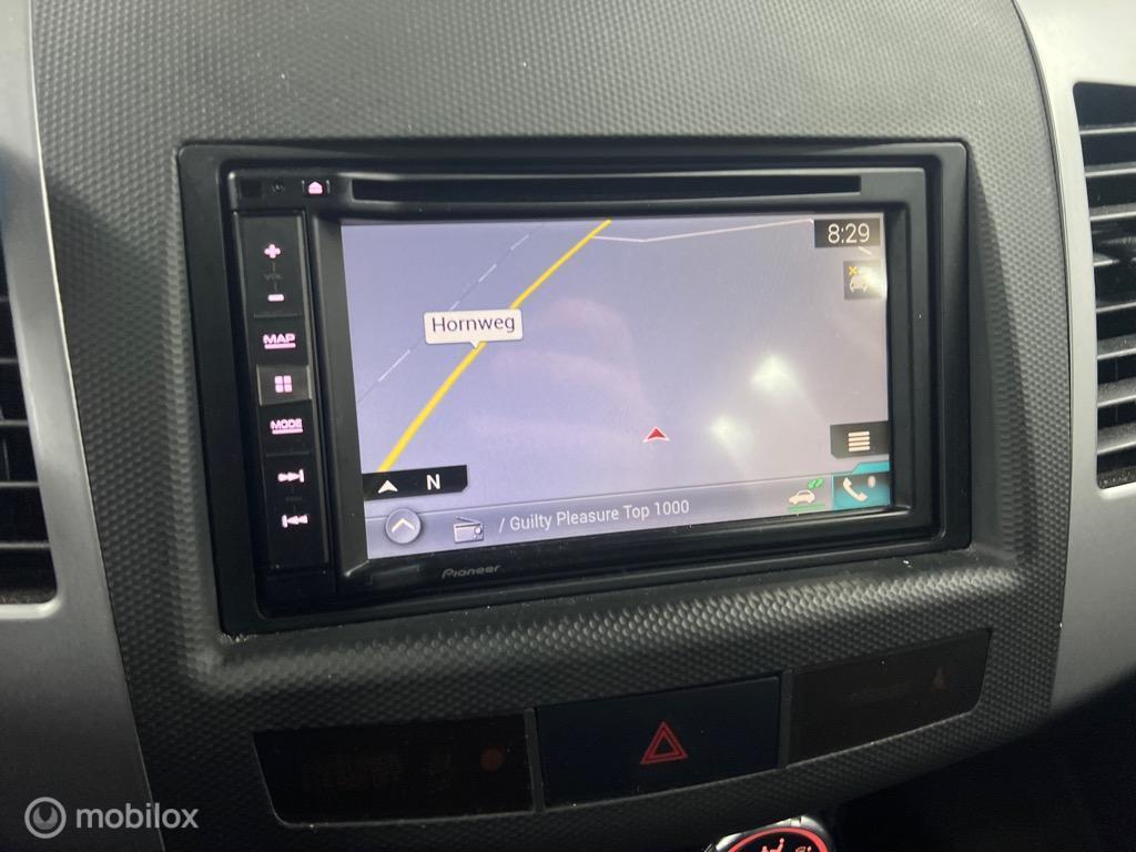 Mitsubishi Outlander 2.0 intro edition