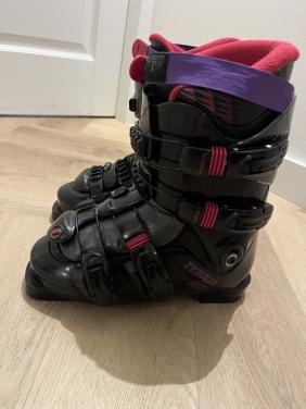 Skischoen dames Tyrolia maat 25.5 EU 39