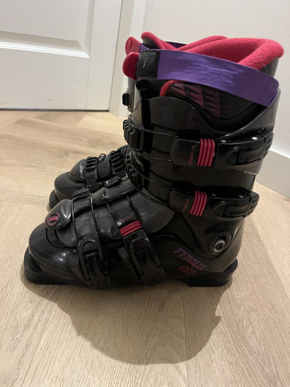 Skischoen dames Tyrolia maat 25.5 EU 39