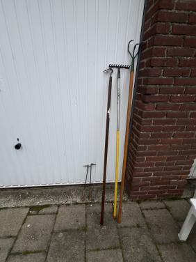 Tuingereedschappen àlles voor €10,-