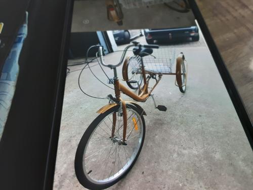 Keurige  driewielfiets  met 6 versnellingen