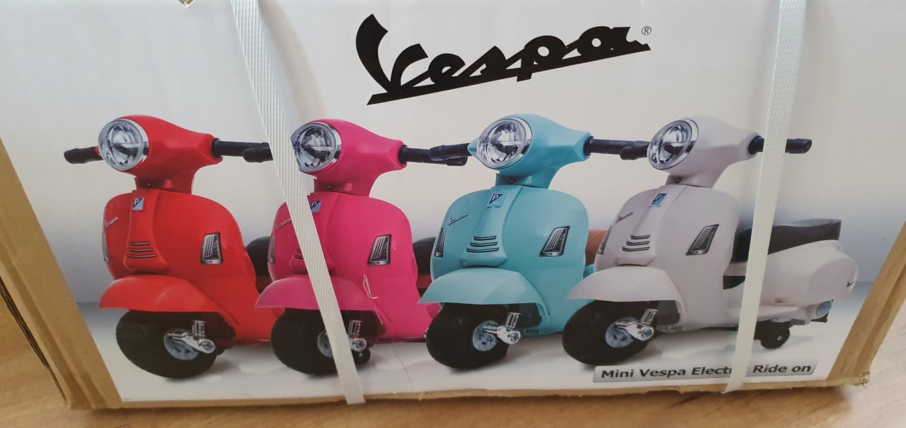 Mini Vespa Electric Ride-On!!!  NIEUW !!!!