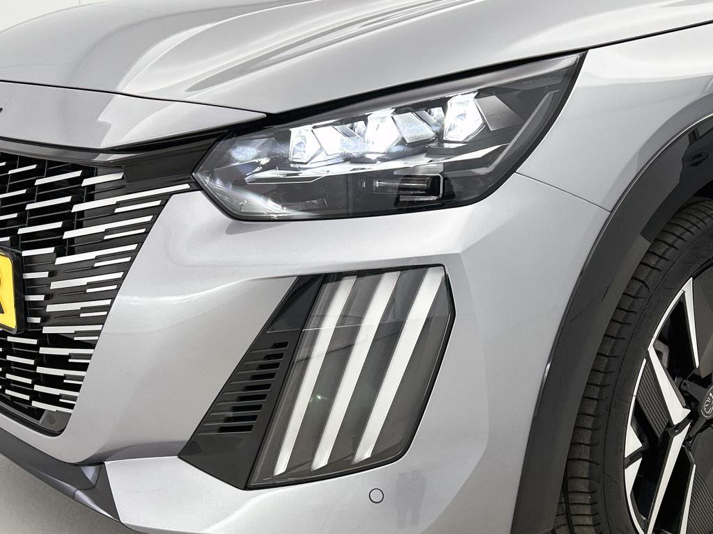 Peugeot 208 100 pk gt | rijklaar | camera | lm velgen | led koplampen |