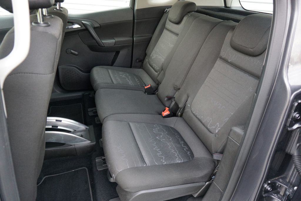 Opel Meriva 1.4 turbo cosmo airco / trekhaak / cruise control  / nap