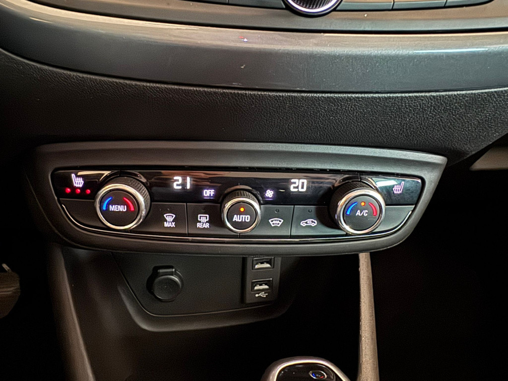 Opel Crossland X 1.2 turbo ultimate