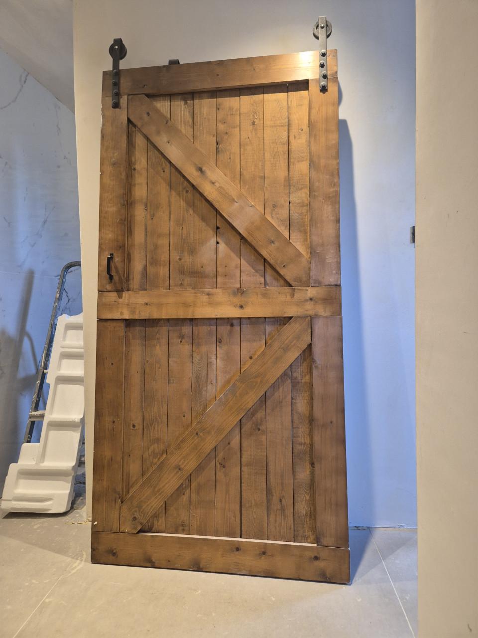 2stuks binnendeur met ophang systeem.