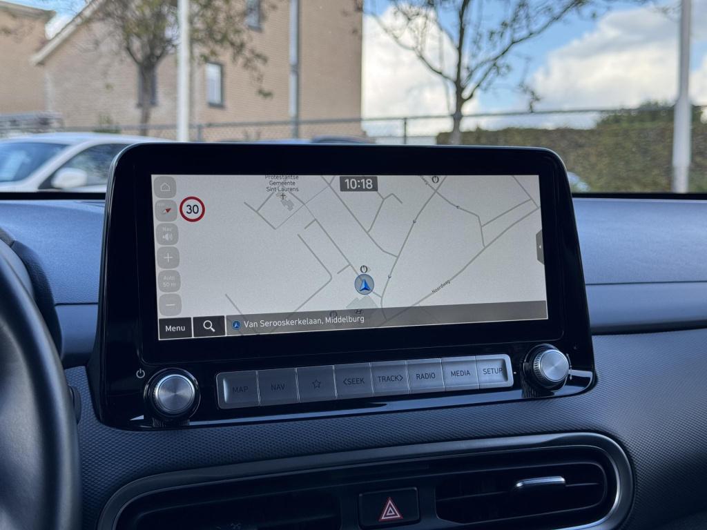 Hyundai Kona ev fashion 64 kwh incl. trekhaak! soh 98,6%