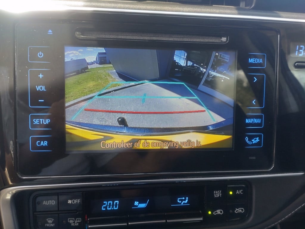Toyota Auris touring sports 1.8 hybrid | automaat