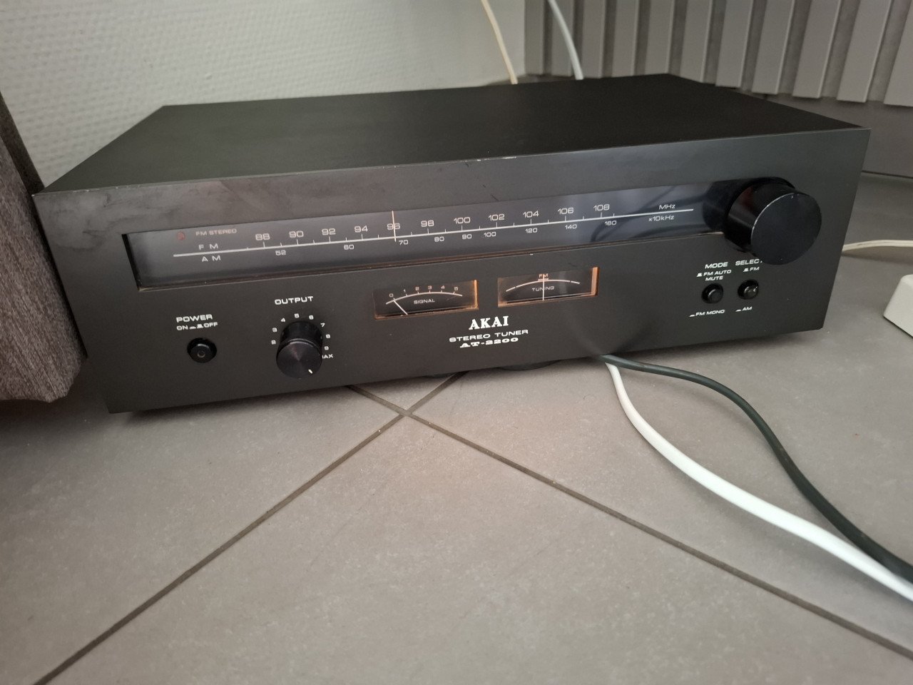 AKAI AT-2200