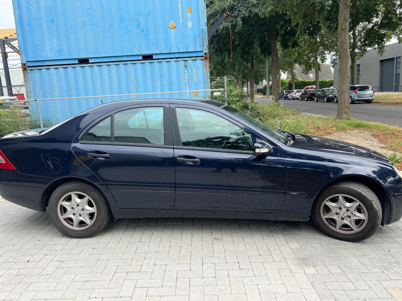 Mercedes-Benz C-Klasse 180K. Automaat