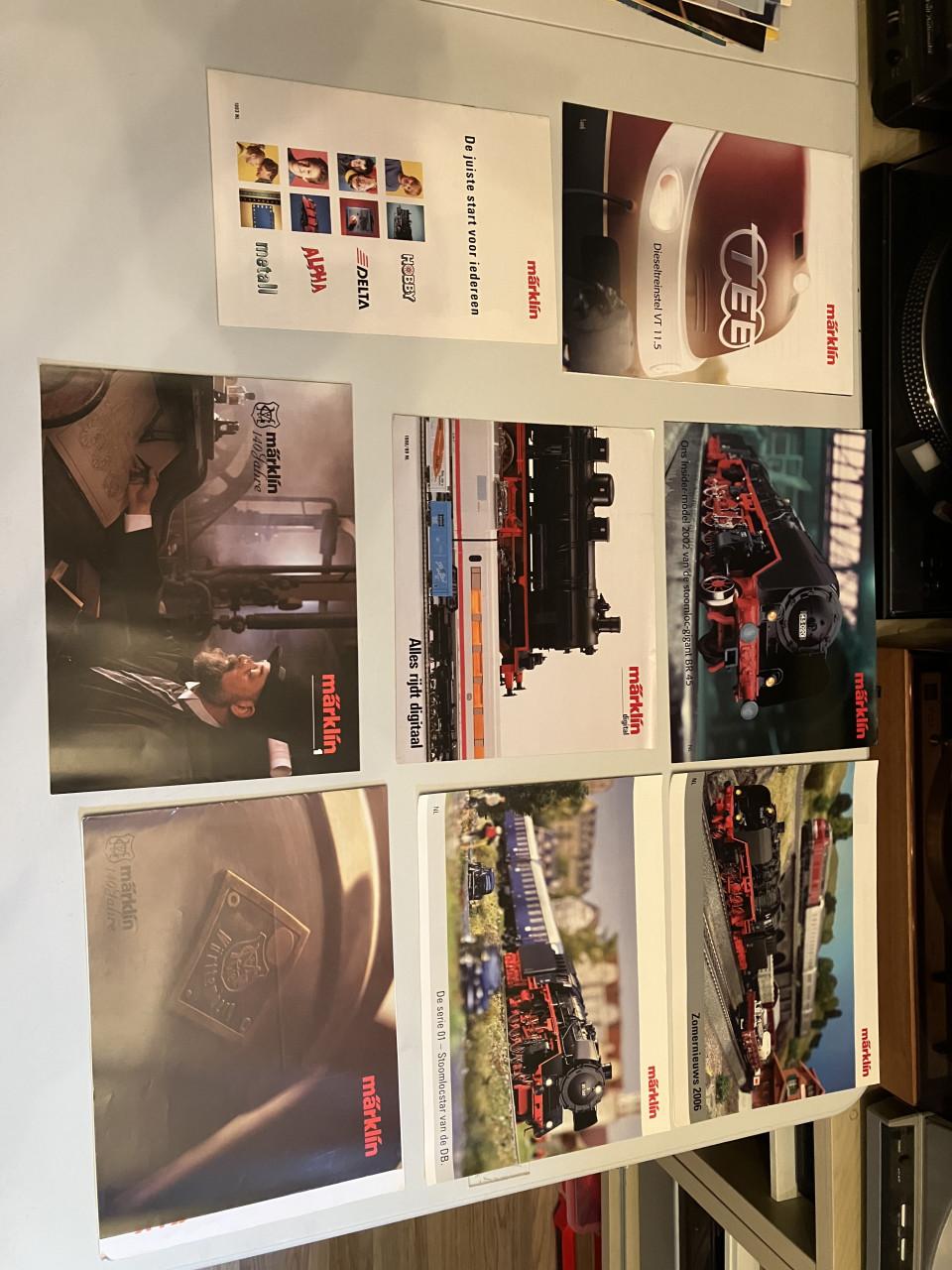 Verzameling Märklin jaarboeken exportfolders gleisanlagen