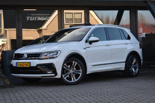 Volkswagen Tiguan 1.5 tsi act r-line | trekhaak | camera | dealer onderhoud