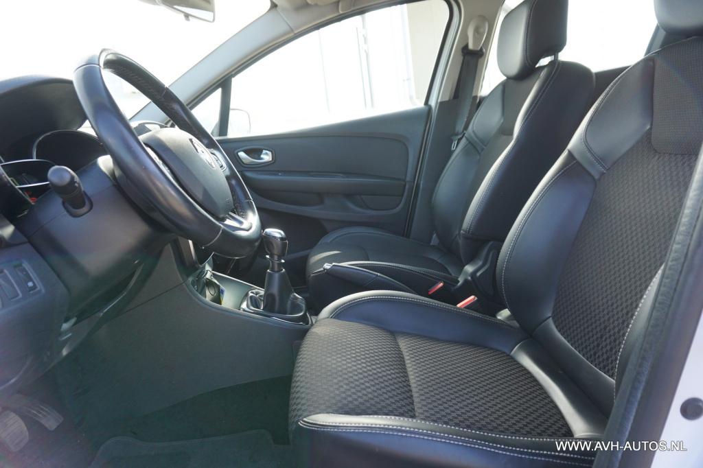 Renault Clio estate 1.2 tce limited