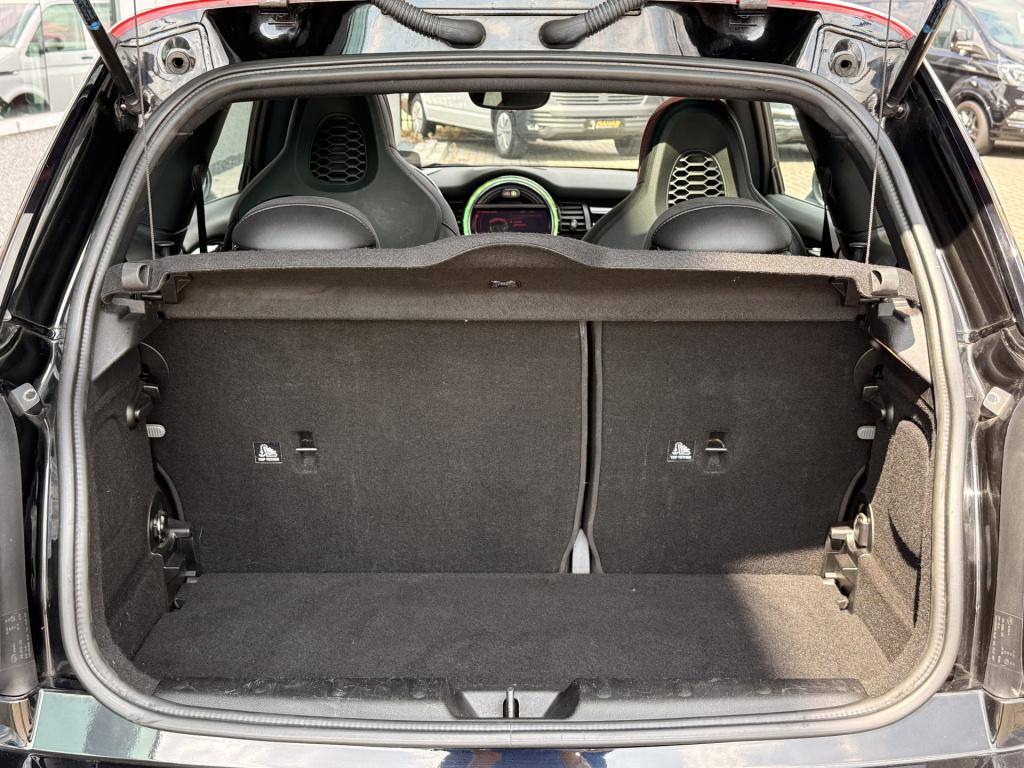 Mini 3-deurs 2.0 john cooper works s 232pk | acc | pano | head-up | harman 