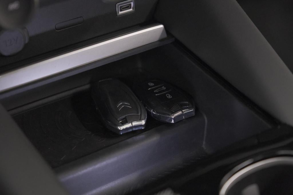 Citroen C5 X 1.6 plug-in hybrid 225 business | parkeersensoren | navigatie 