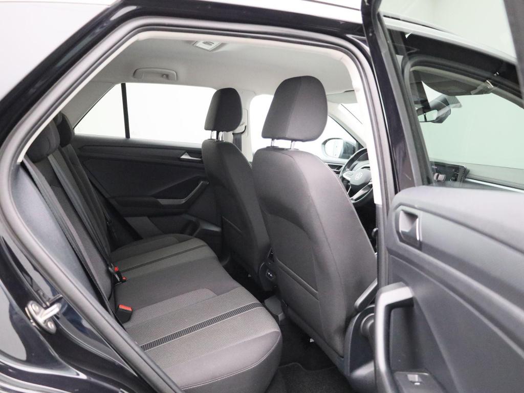 Volkswagen T-roc 1.0 tsi life | trekhaak | parkeer sensoren | virtual cockp