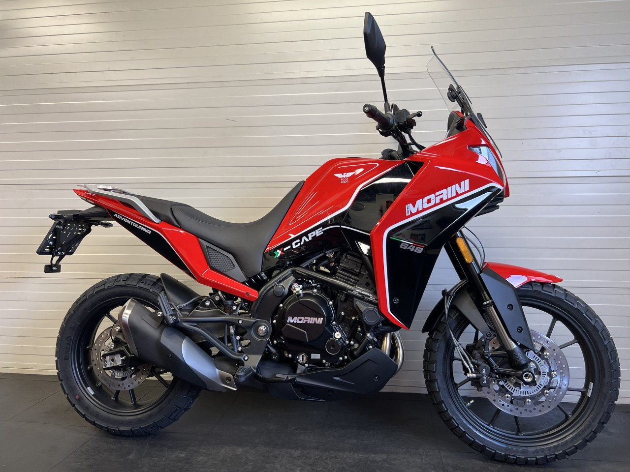 Nieuw de Moto Morini X-Cape nu op voorraad!