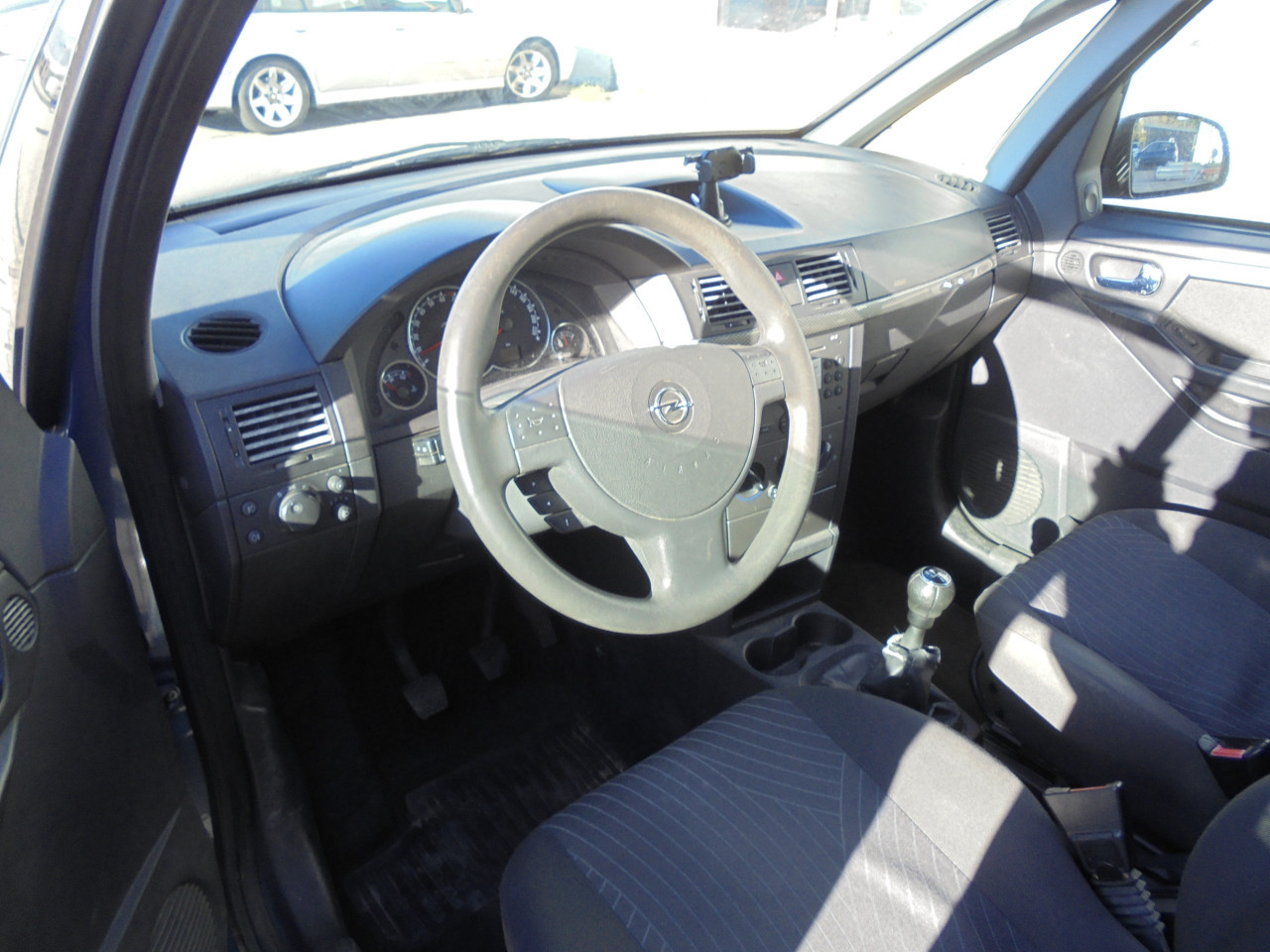 Meriva 1.6-16V Enjoy vol jaar A.P.K bij aflevering met N.A.P € 1195