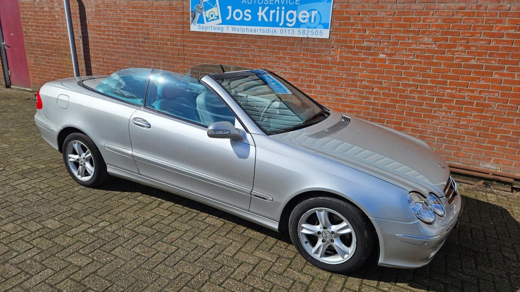Mercedes-Benz Clk-klasse coupé 200 k. elegance