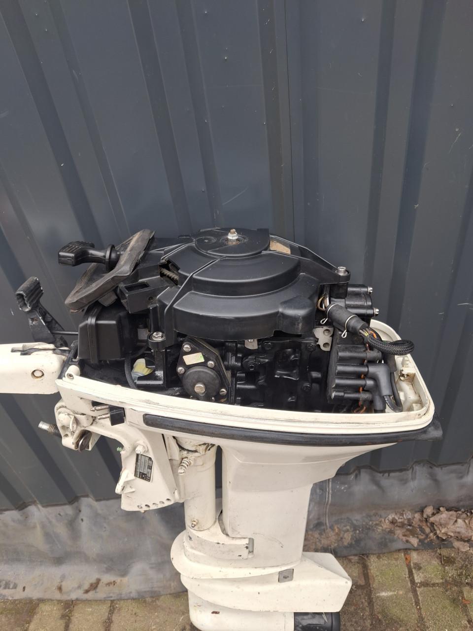 Johnson 15pk buitenboordmotor kortstaart ZEER GOEDE STAAT