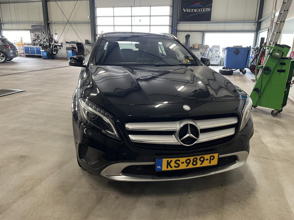 Mercedes-Benz Gla-klasse 180 ambition automaat