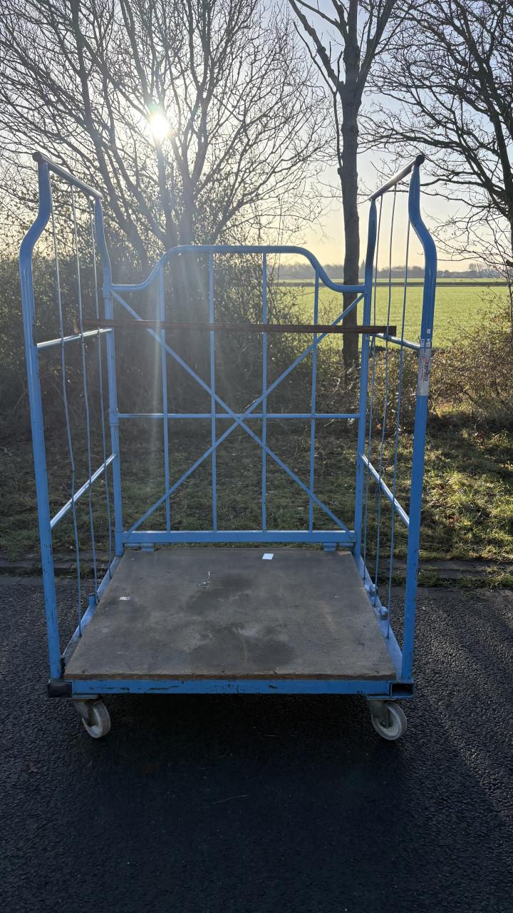 Transportwagen meubelwagen.