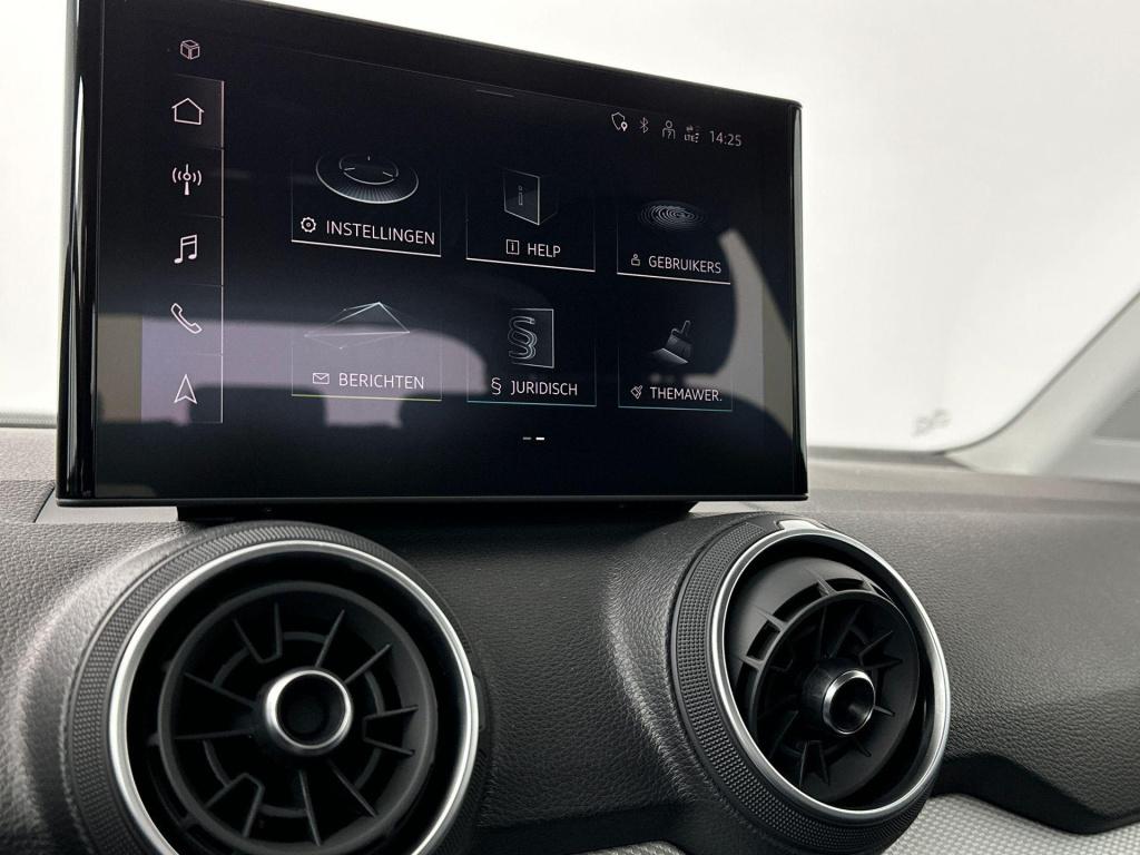 Audi Q2 pro line 35 tfsi 110 kw / 150 pk hatchback 7 versn