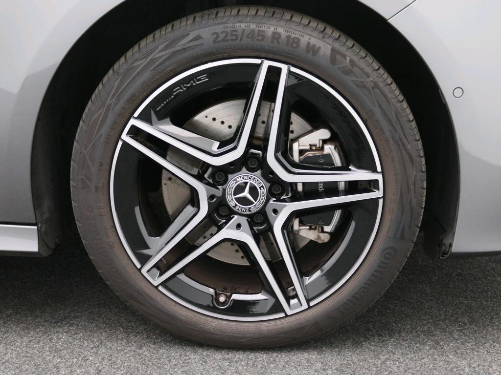 Mercedes-Benz A-Klasse 250 e business solution amg amg line | night pakket 