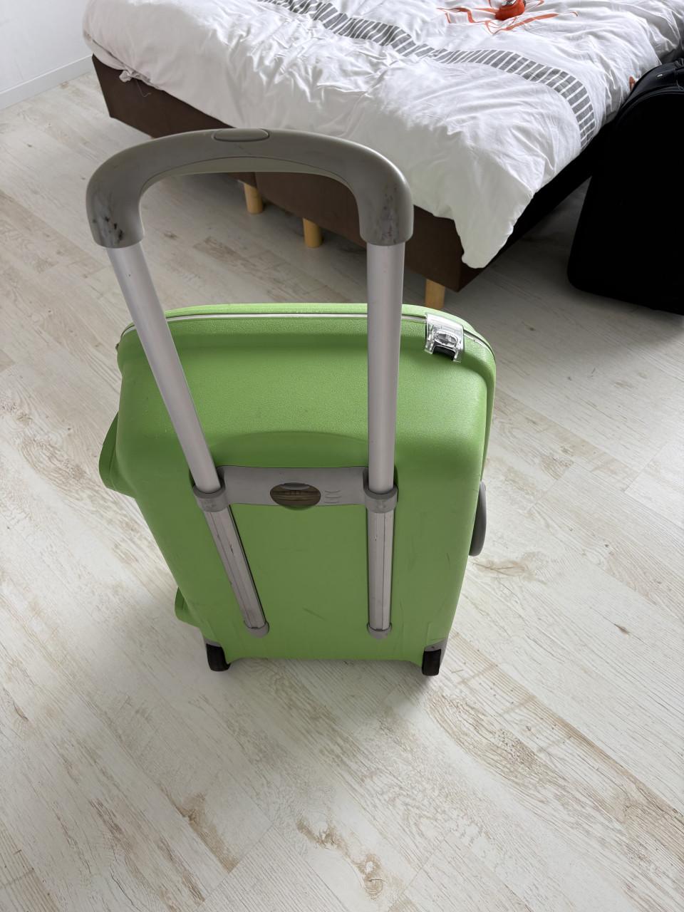Koffer American Tourister  XL