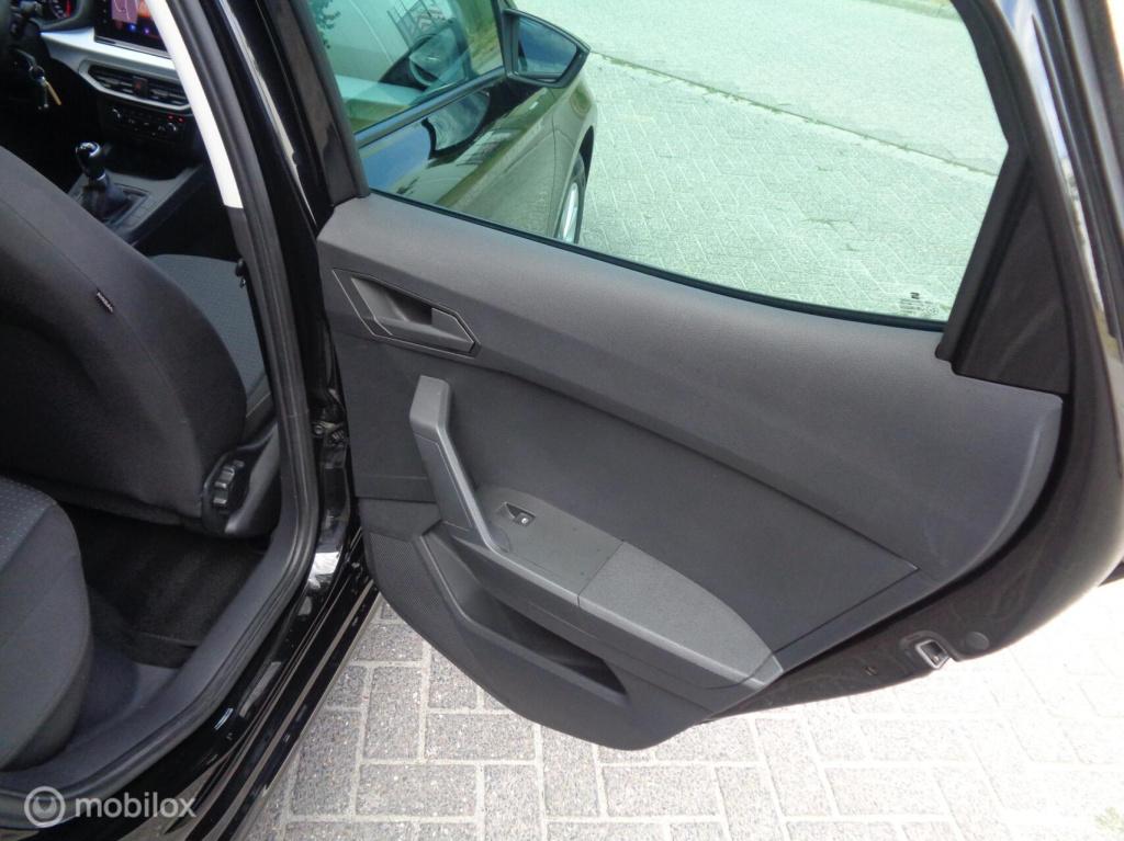 Seat Ibiza 1.0 mpi style/airco ecc/led/lm velgen/pdc/apple carplay/full lin