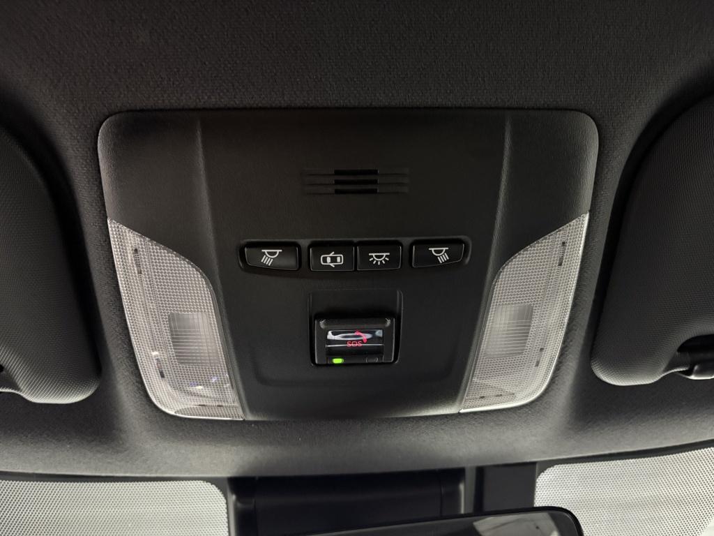 Toyota Corolla Touring Sports 2.0 hybrid first ed.