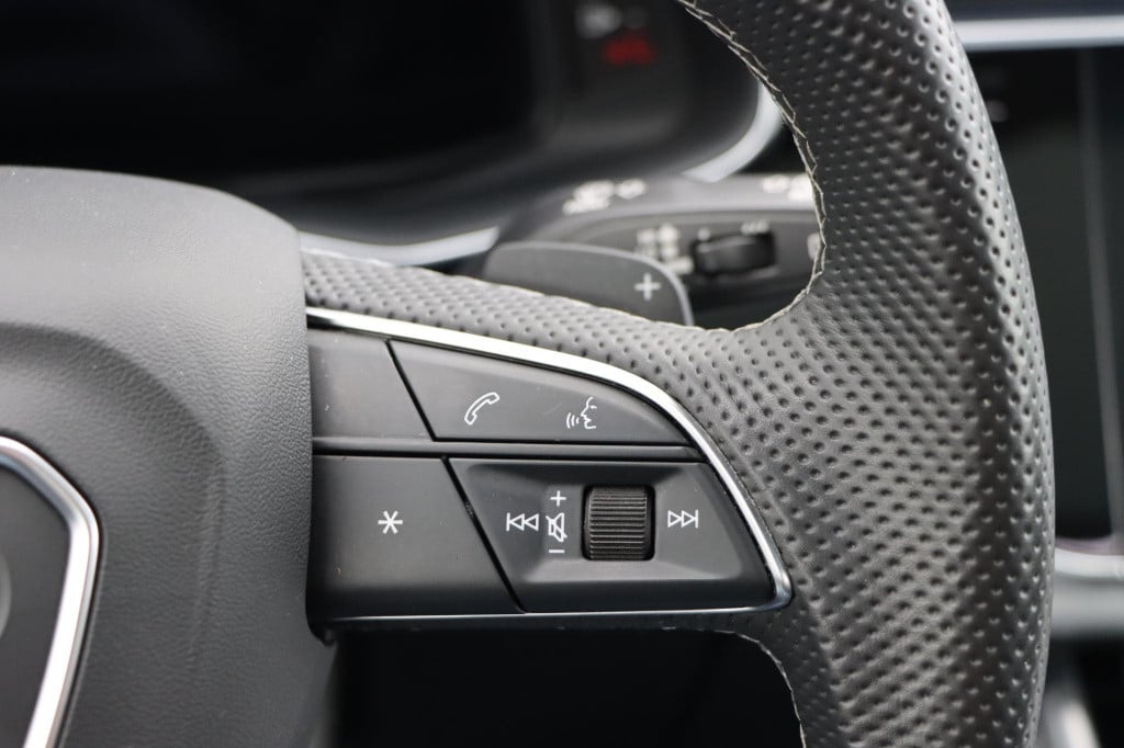 Audi Q7 60 tfis e quattro pro line s competition 456pk tiptronic
