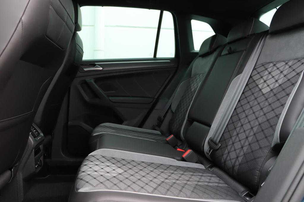 Volkswagen Tiguan 1.5 tsi r-line business+ 150pk dsg7
