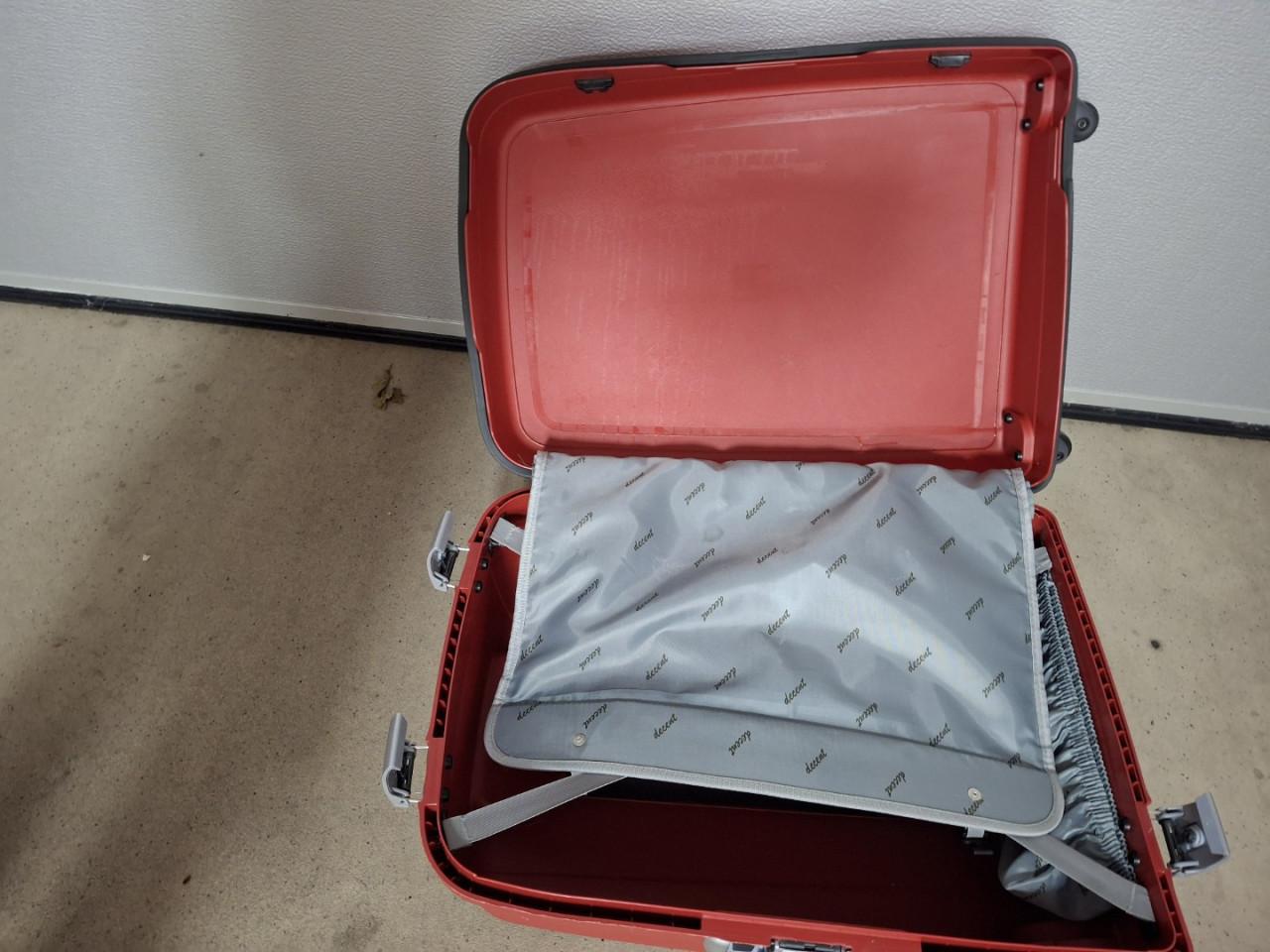 Te koop Reiskoffer 66 liter