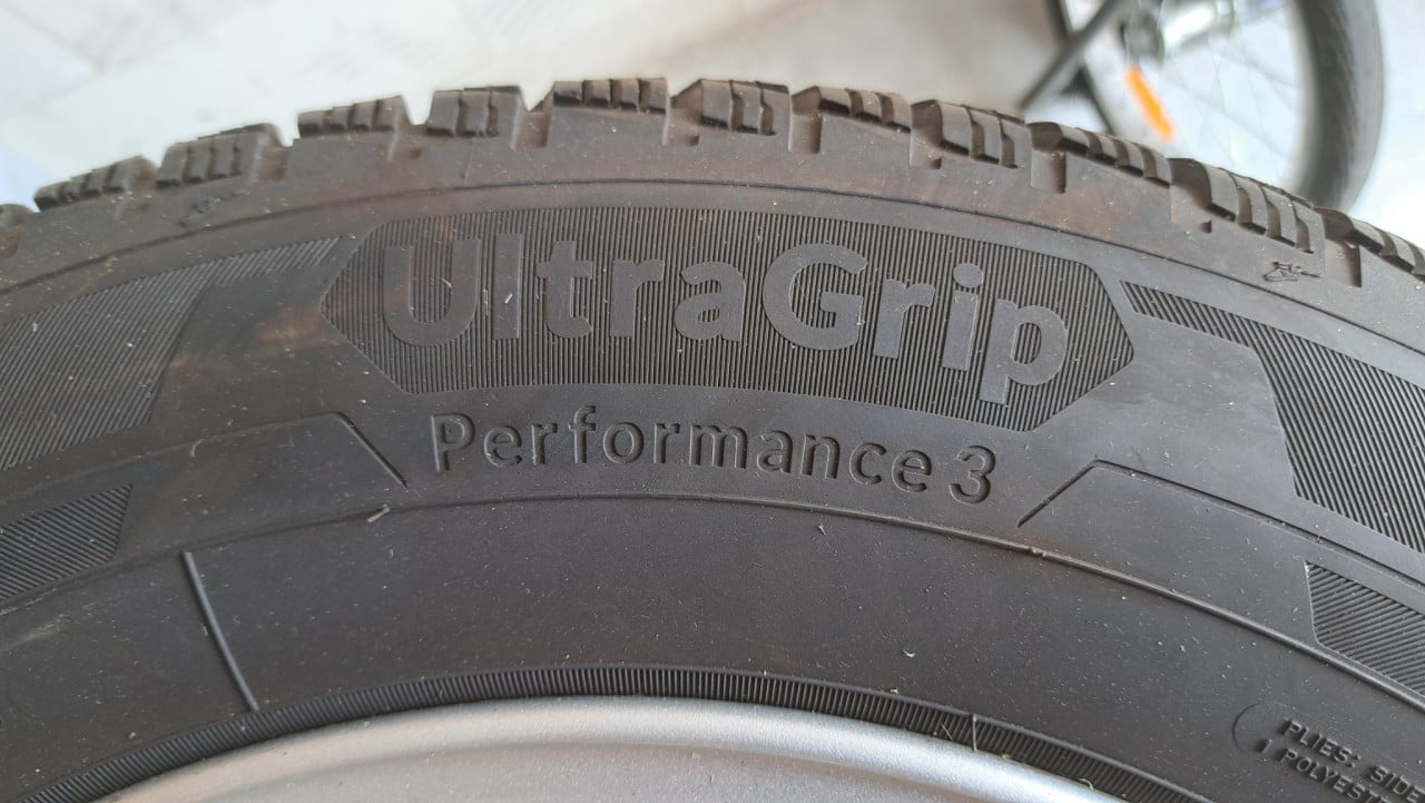 Velgen/Winterbanden 215/65R16 98H